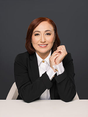 Eunice Flores